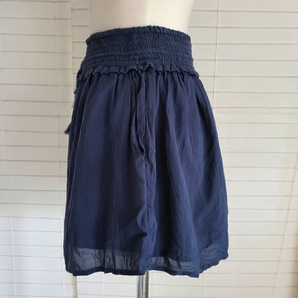 WILFRED ARITZIA Smocked Waist Gauzey Layer Modal Flutter hem Shorts S - Picture 3 of 13